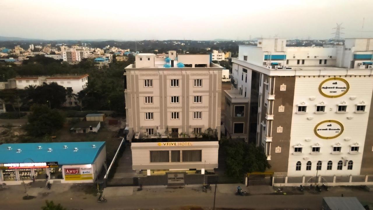 V Five Hotel Singapperumalkovil Exterior photo